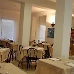 Hotel Massimo 2*