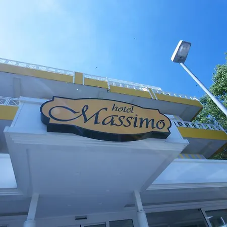 Szálloda Massimo 2*